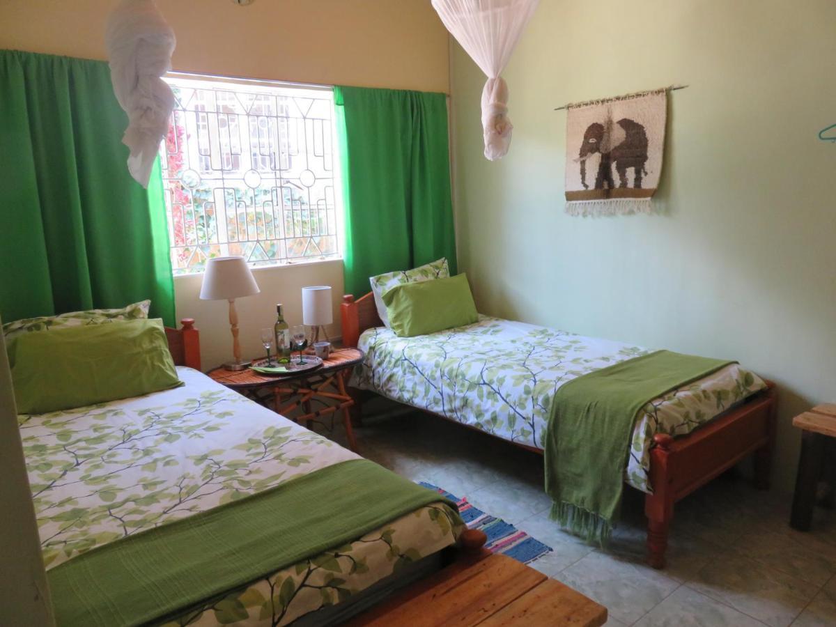 Aloepark Art Hotel Naivasha Esterno foto